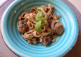 Vargányás tagliatelle gombócos carbonara