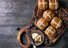 Hot cross buns - Húsvéti zsemlék