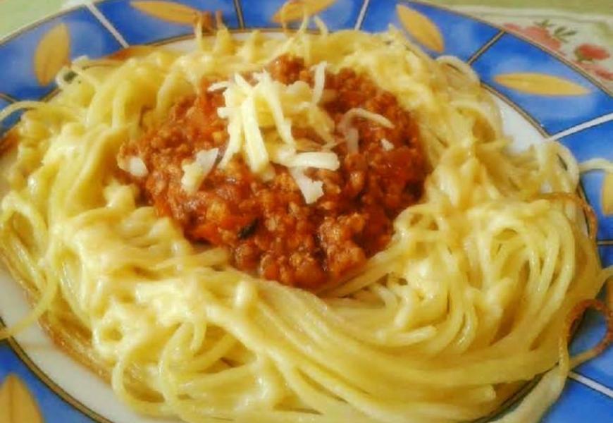 Spagettifészek