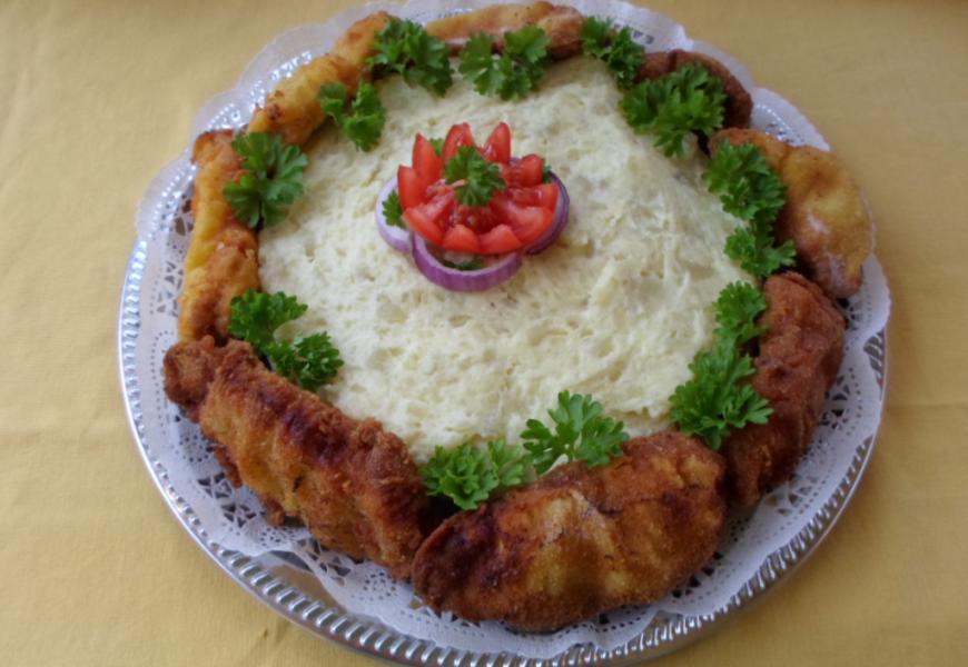 Rántotthús torta