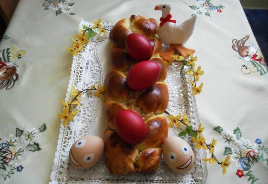 Húsvéti kalács gazdagon