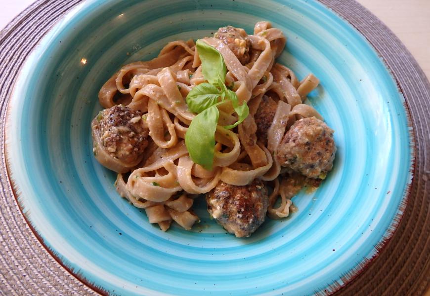 Vargányás tagliatelle gombócos carbonara