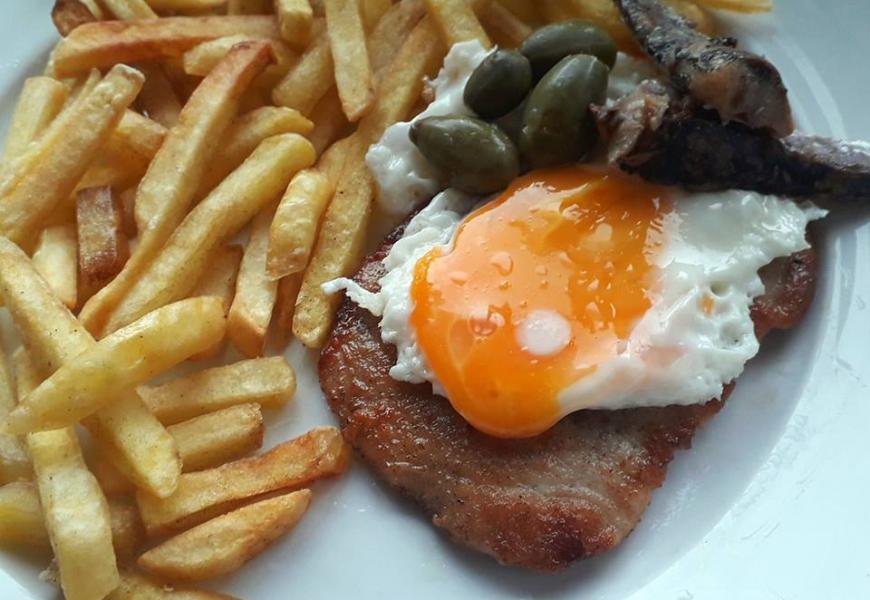 Sertésszelet recept Holstein módra 